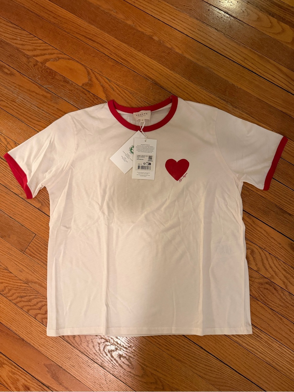 Sezane women’s White Tee with Red Trim & Heart NWT - Picture 3 of 4